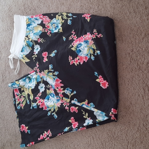 Other - Stretchy pajama pants